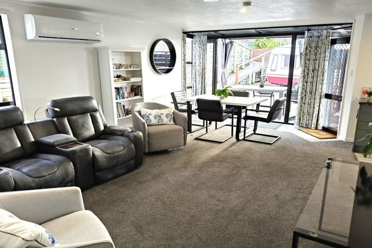 Photo of property in 8 Kia Ora Drive, Oamaru, 9400