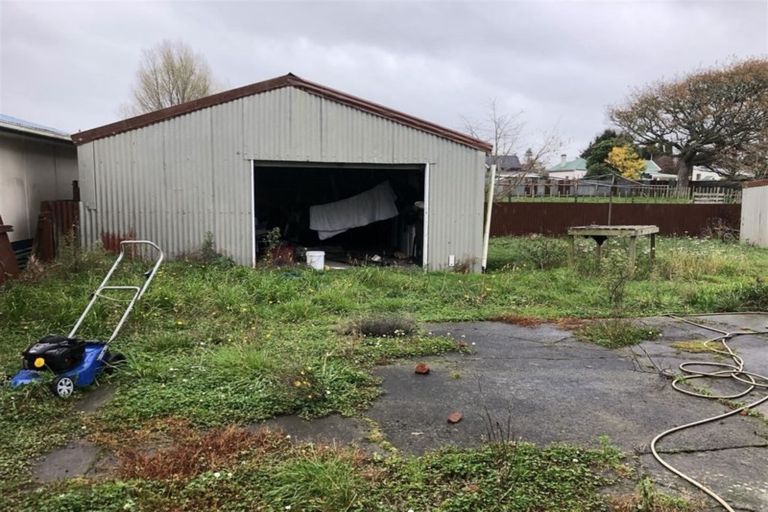 Photo of property in 55 Castle Street, Eltham, 4322