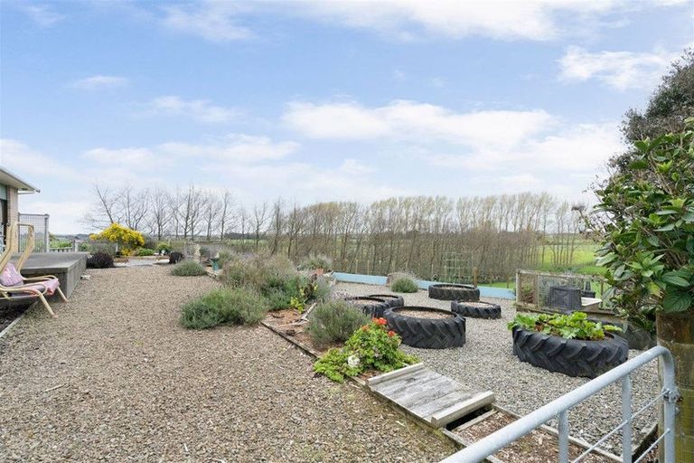 Photo of property in 124 Kukutauaki Road, Koputaroa, Levin, 5575