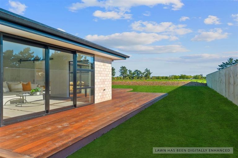 Photo of property in 21 Huntaway Lane, Dunsandel, 7682