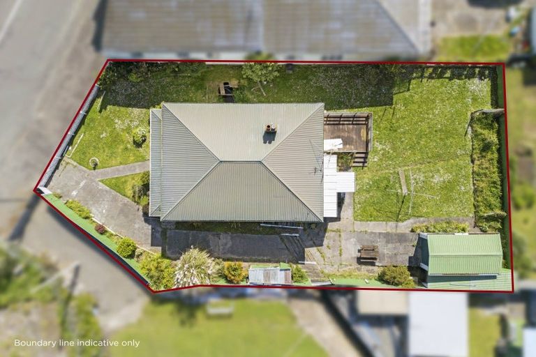 Photo of property in 79 Station Road, Marton, 4710