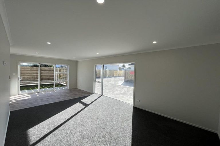 Photo of property in 211a Puriri Street, Castlecliff, Whanganui, 4501
