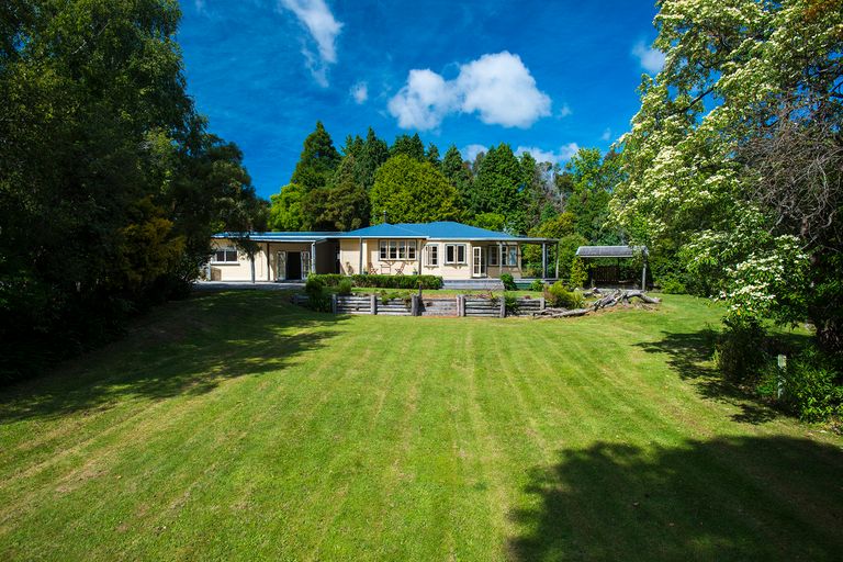 Photo of property in 240 Rockhill Road, Waerengaokuri, Manutuke, 4072