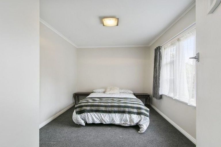 Photo of property in 4 Coast Road, Wainuiomata, Lower Hutt, 5014