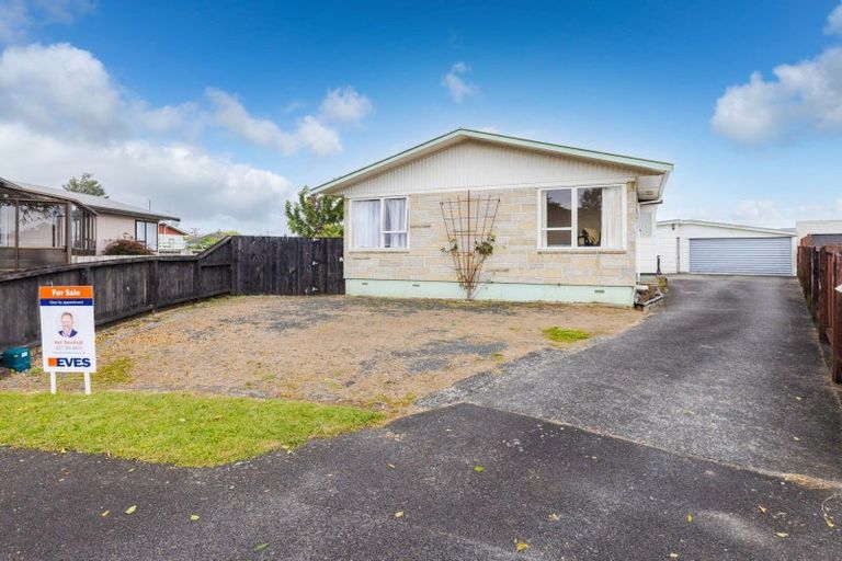Photo of property in 9 Bremridge Place, Melville, Hamilton, 3206