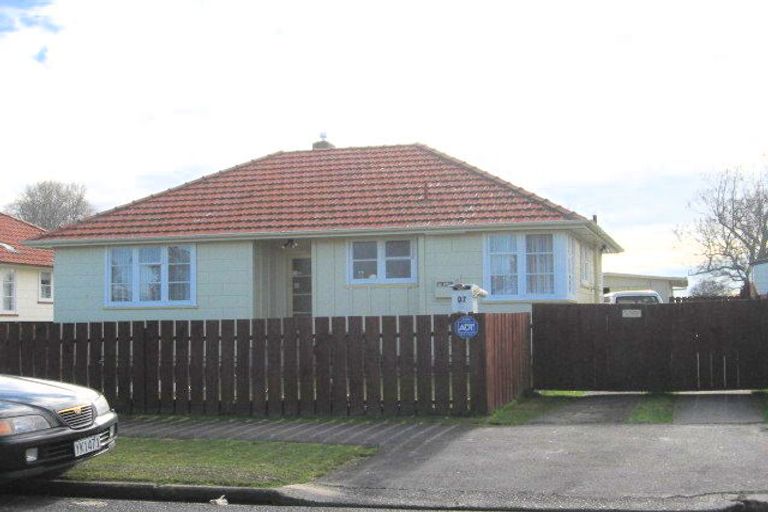 Photo of property in 37 Paul Crescent, Fairfield, Hamilton, 3214