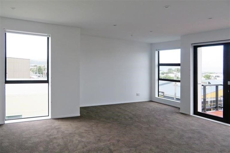 Photo of property in The Firemans Apartments, 204/321 Jackson Street, Petone, Lower Hutt, 5012