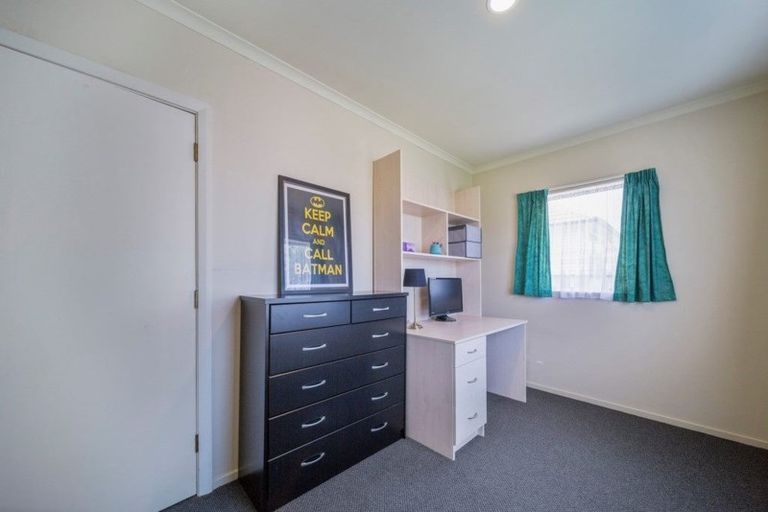 Photo of property in 50 Lismore Street, Merrilands, New Plymouth, 4312