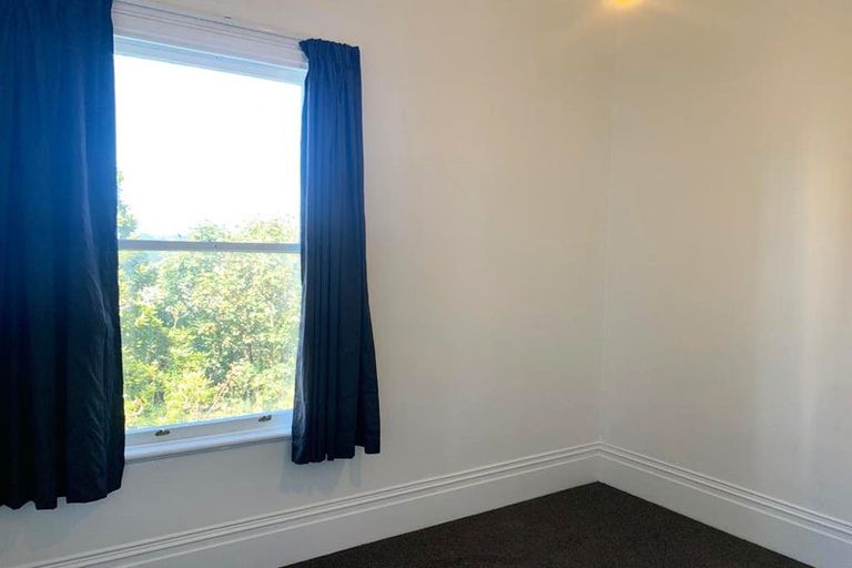 Photo of property in 70 Fairlie Terrace, Kelburn, Wellington, 6021