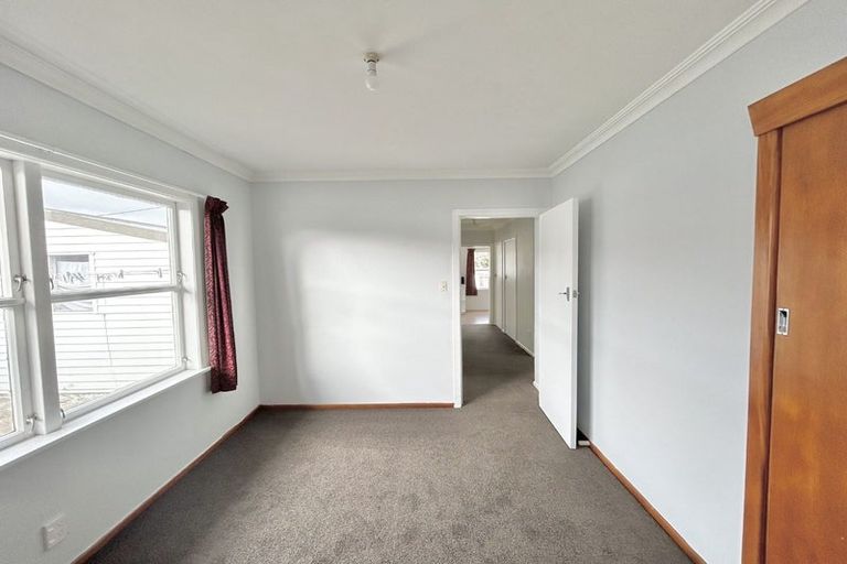 Photo of property in 36 Cambridge Street, Levin, 5510