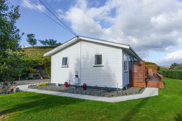 Photo of property in 1841 Dartmoor Road, Dartmoor, Napier, 4186