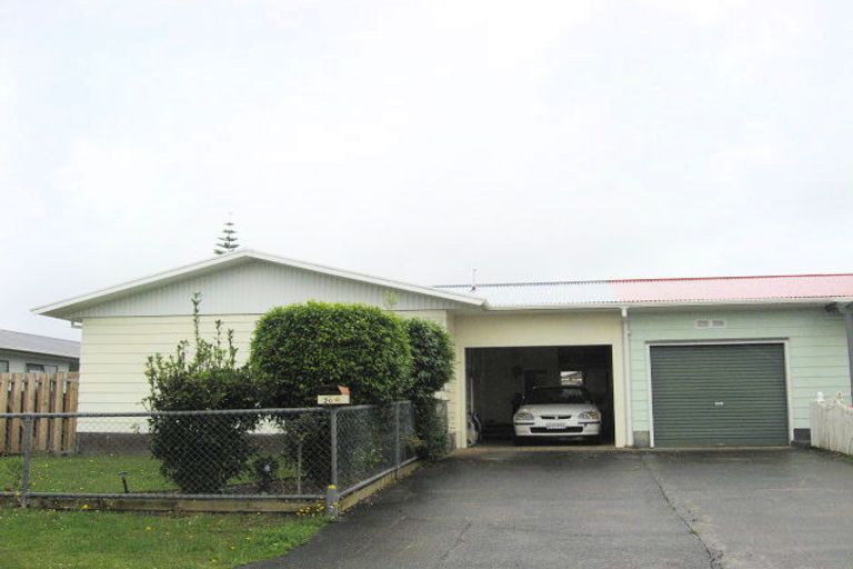 Photo of property in 2 Lockesley Place, Onerahi, Whangarei, 0110