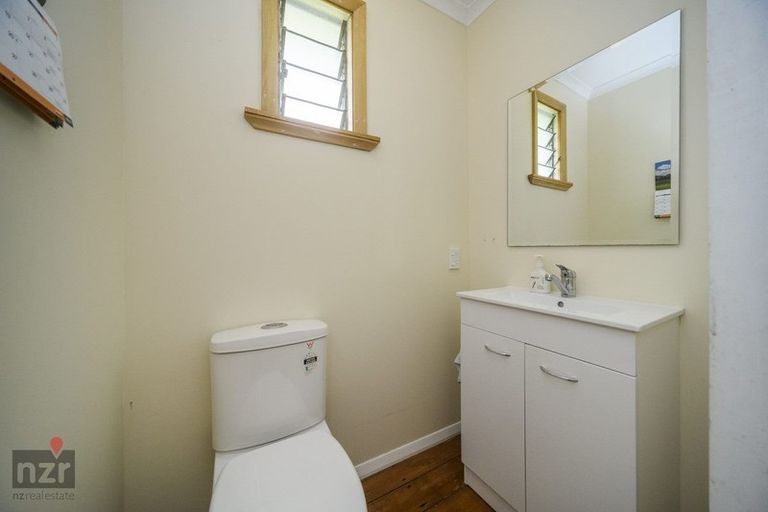 Photo of property in 27 Highfield Road, Feilding, 4702