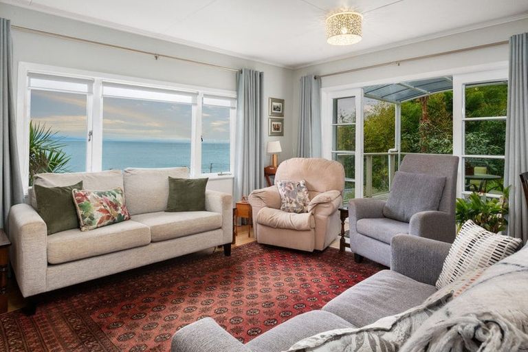 Photo of property in 5 Adams Road, Thornton Bay, Thames, 3575