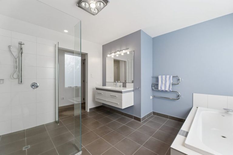 Photo of property in 170a Boucher Avenue, Te Puke, 3119