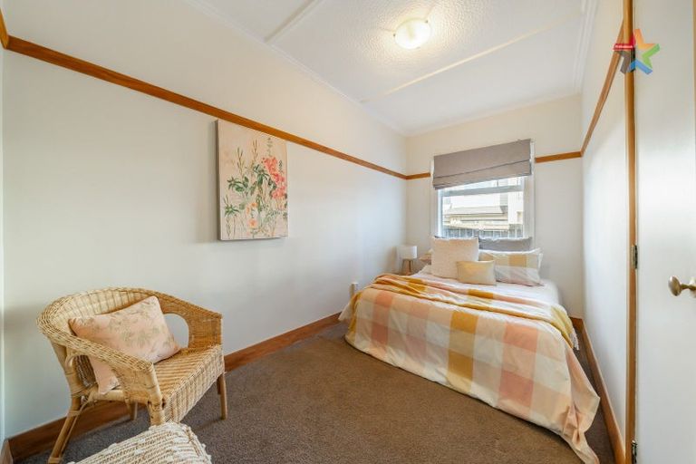 Photo of property in 11 Wai-iti Crescent, Woburn, Lower Hutt, 5010