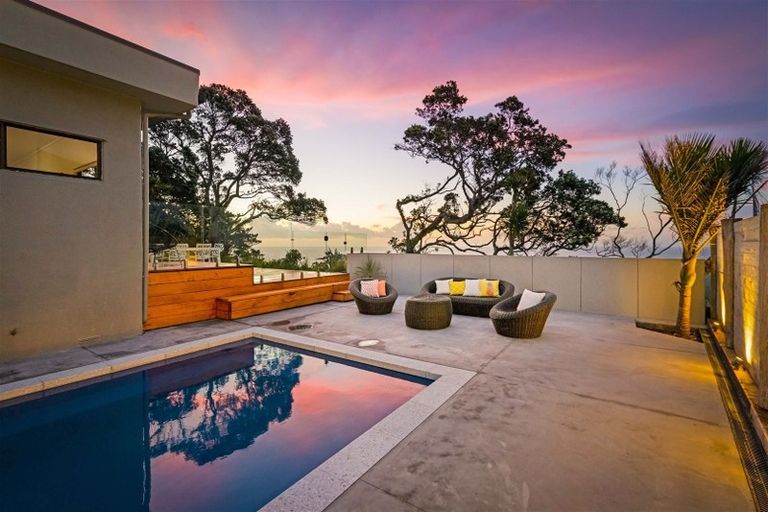 Photo of property in 107 Oaia Road, Muriwai, Waimauku, 0881