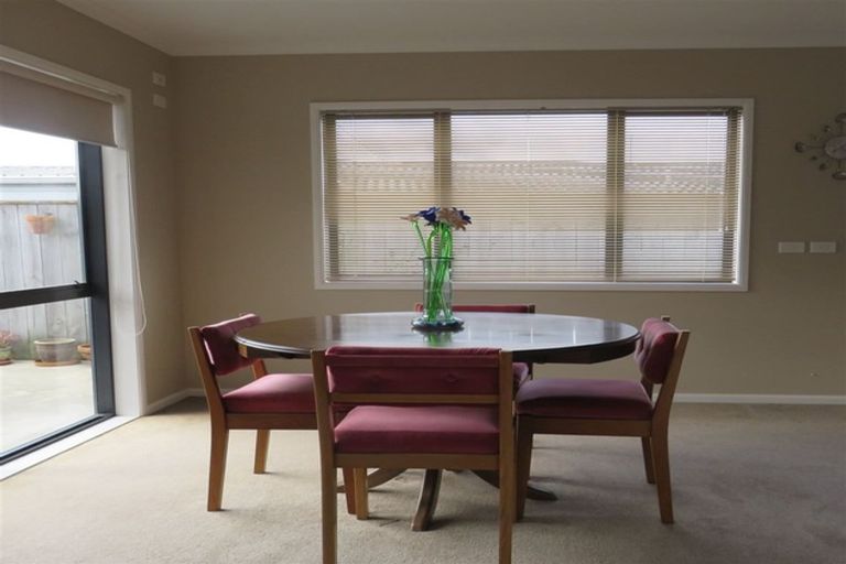 Photo of property in 1 Martin Harvey Street, Levin, 5510