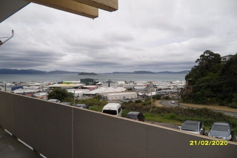 Photo of property in 4 London Road, Korokoro, Lower Hutt, 5012