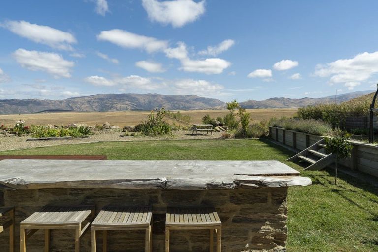 Photo of property in 105 Mcarthur Road, Springvale, Alexandra, 9391