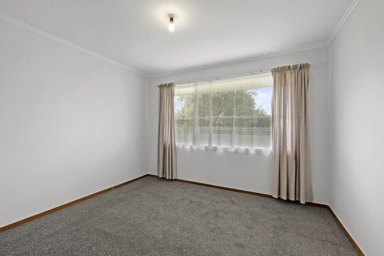 Photo of property in 62 Lincoln Road, Henderson, Auckland, 0610