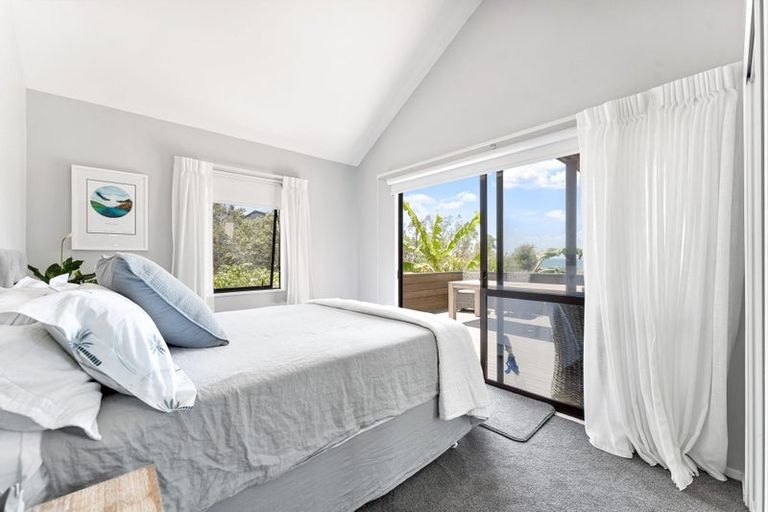 Photo of property in 6 Whale Cove, Stanmore Bay, Whangaparaoa, 0932