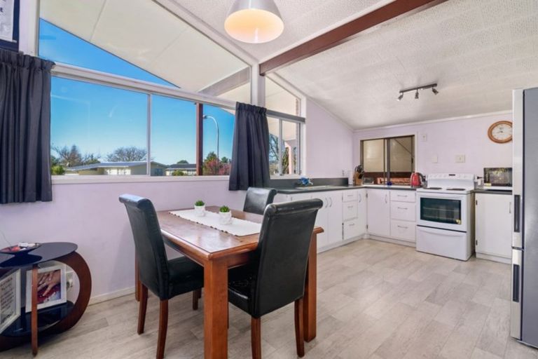 Photo of property in 58 Pandora Avenue, Sunnybrook, Rotorua, 3015