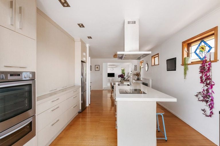 Photo of property in 10 Short Street, Otumoetai, Tauranga, 3110