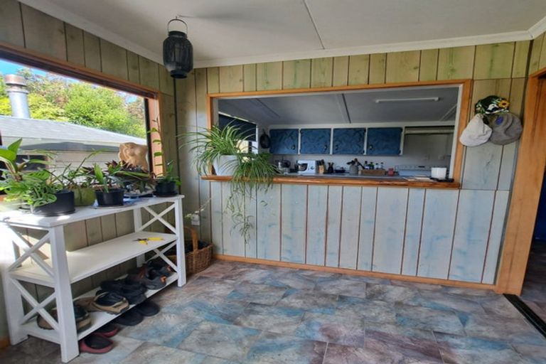 Photo of property in 76 Essex Street, Balclutha, 9230