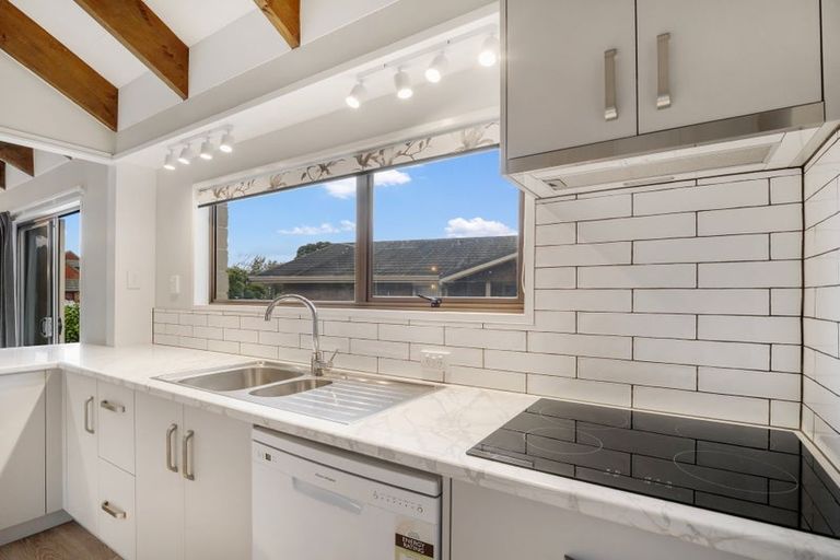 Photo of property in 175 Amberley Avenue, Highbury, Palmerston North, 4412