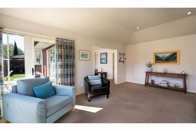 Photo of property in 130b Fisher Avenue, Beckenham, Christchurch, 8023