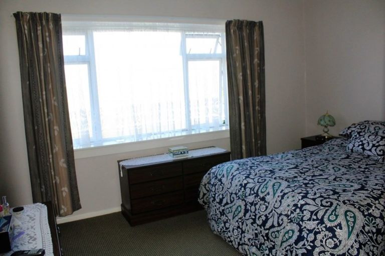 Photo of property in 15 Neptune Street, Dannevirke, 4930