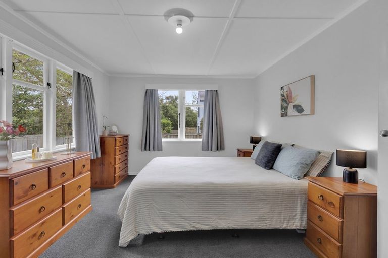 Photo of property in 1 Moule Place, Fairfield, Hamilton, 3214