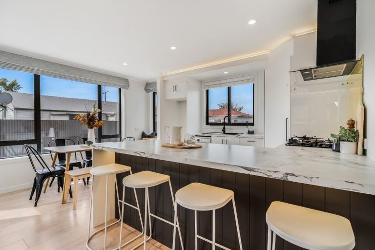 Photo of property in 68 Park Street, Winton, 9720