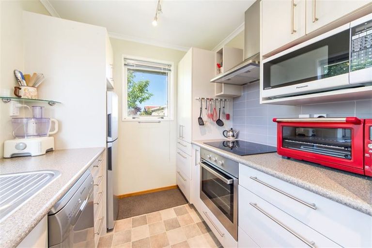 Photo of property in 2/37 Tivoli Place, Bishopdale, Christchurch, 8053