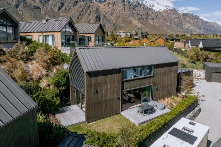 Photo of property in 27c Falconer Rise, Jacks Point, Queenstown, 9371