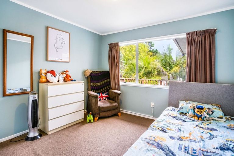Photo of property in 1/325 Triangle Road, Massey, Auckland, 0614