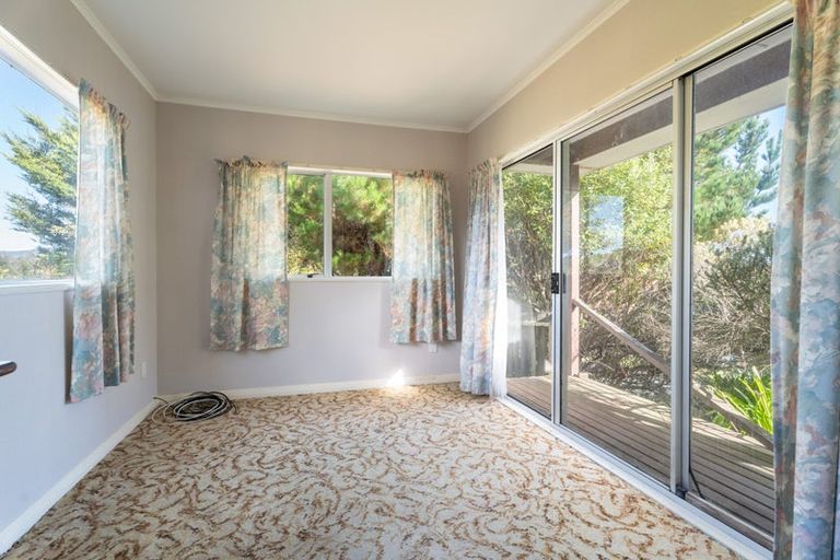 Photo of property in 76 Mckillop Street, Ranui, Porirua, 5024