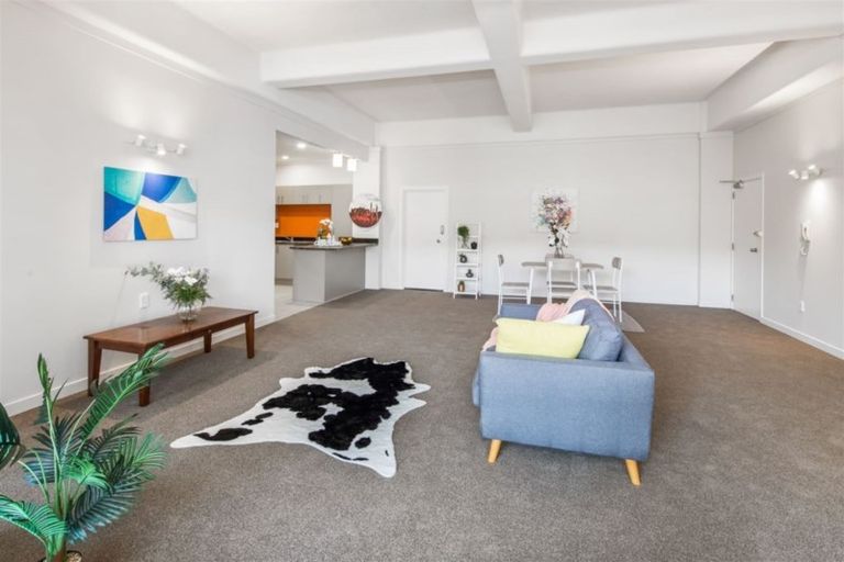 Photo of property in 5/55-59 Dudley Street, Hutt Central, Lower Hutt, 5010