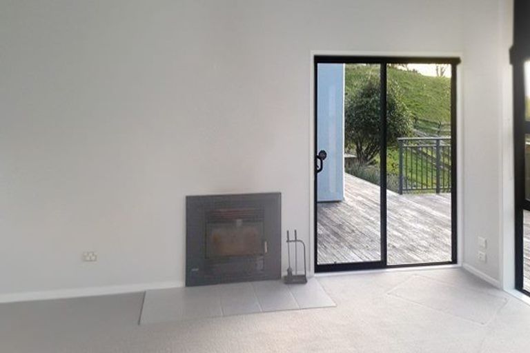 Photo of property in 136 Red Hill Road, Red Hill, Papakura, 2110