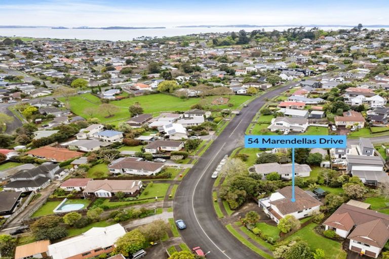 Photo of property in 54 Marendellas Drive, Bucklands Beach, Auckland, 2014