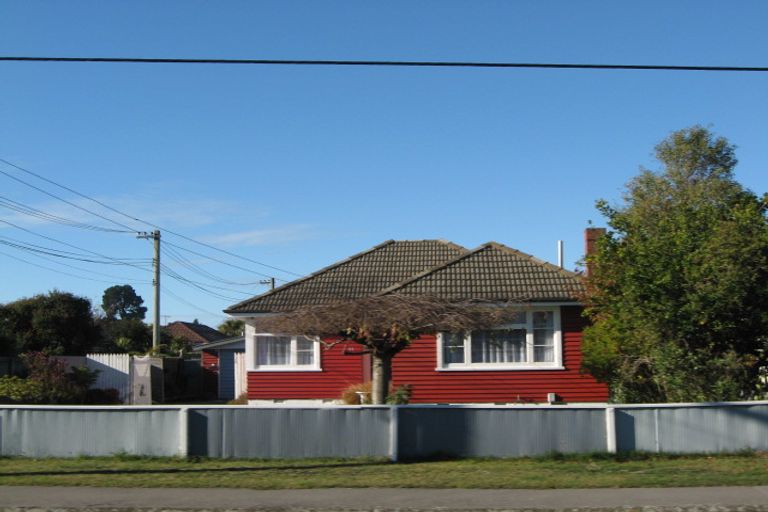 Photo of property in 93 Palmers Road, New Brighton, Christchurch, 8083