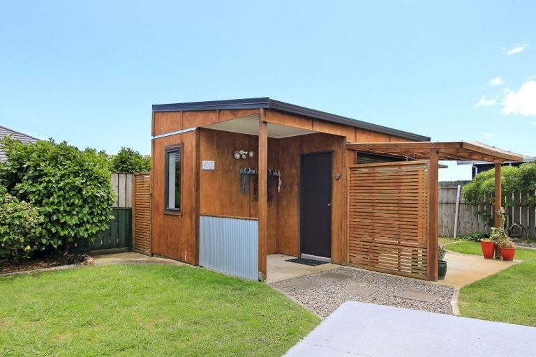 Photo of property in 29 Forbes Road, Foxton Beach, Foxton, 4815