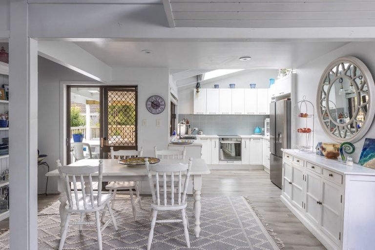 Photo of property in 91 Riverside Road, Orewa, 0931