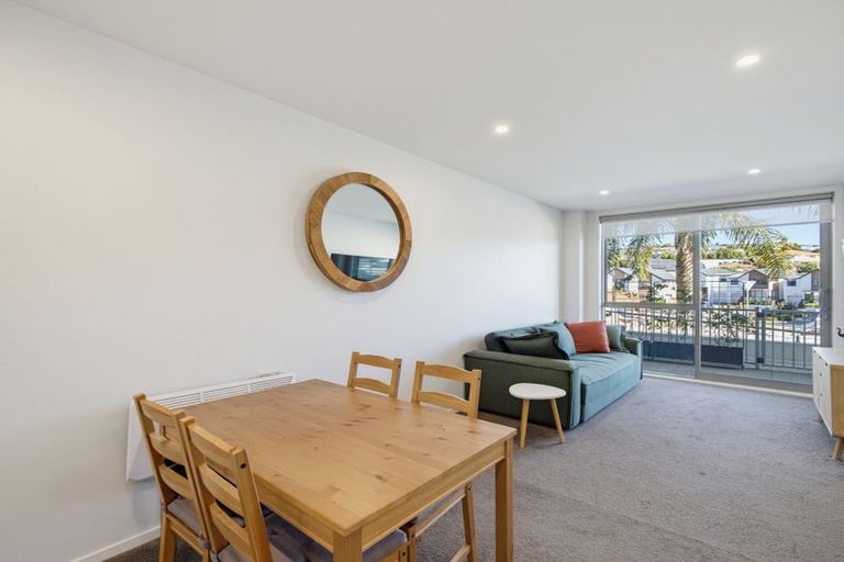 Photo of property in 6/17 Link Crescent, Stanmore Bay, Whangaparaoa, 0932
