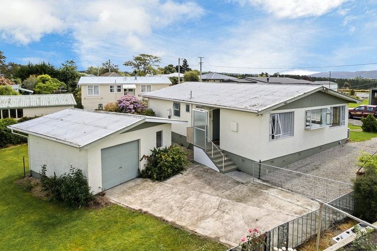 Photo of property in 120 District Road, Palmerston, 9430