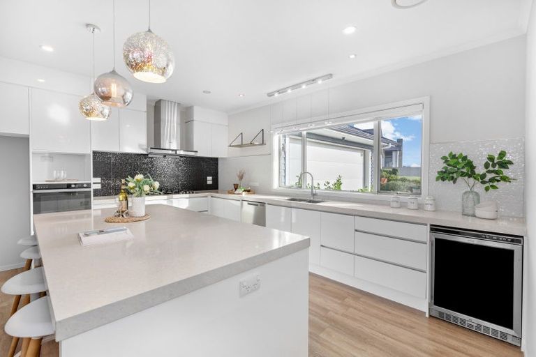 Photo of property in 13 Dulverton Rise, Flagstaff, Hamilton, 3210