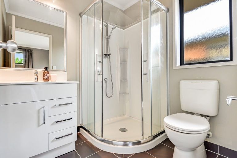 Photo of property in 8 Miers Glade, Rototuna North, Hamilton, 3210