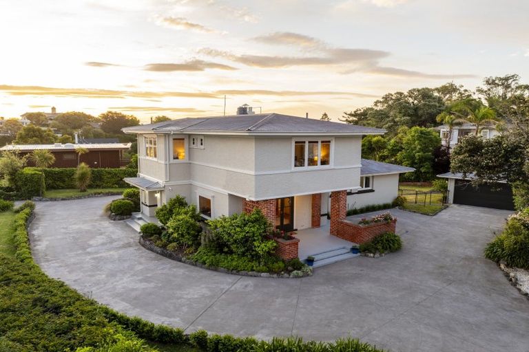Photo of property in 44 Lighthouse Road, Bluff Hill, Napier, 4110