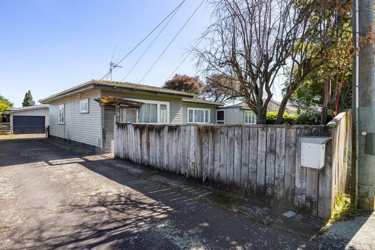 Photo of property in 16 Mahana Road, St Andrews, Hamilton, 3200